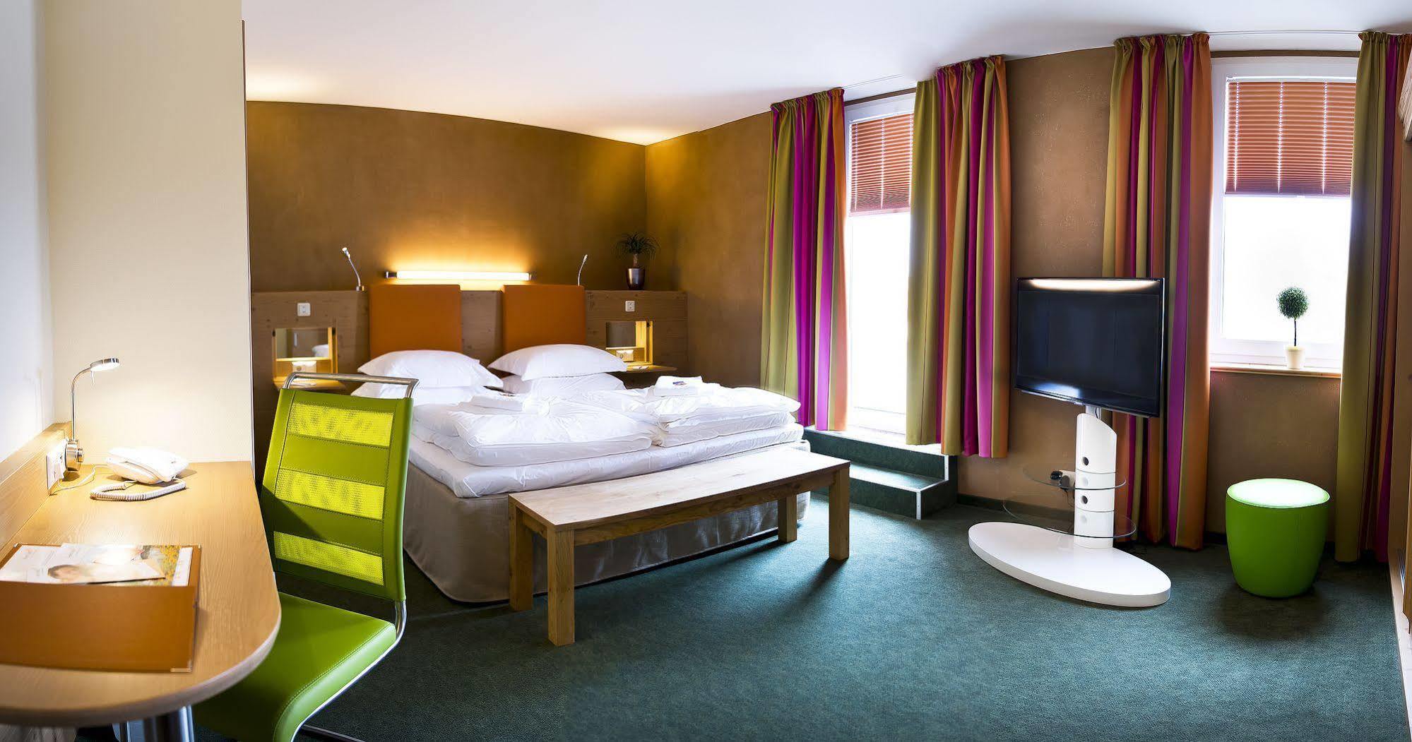 Sonn'Idyll Hotel & Saunalandschaft ラーテノー エクステリア 写真