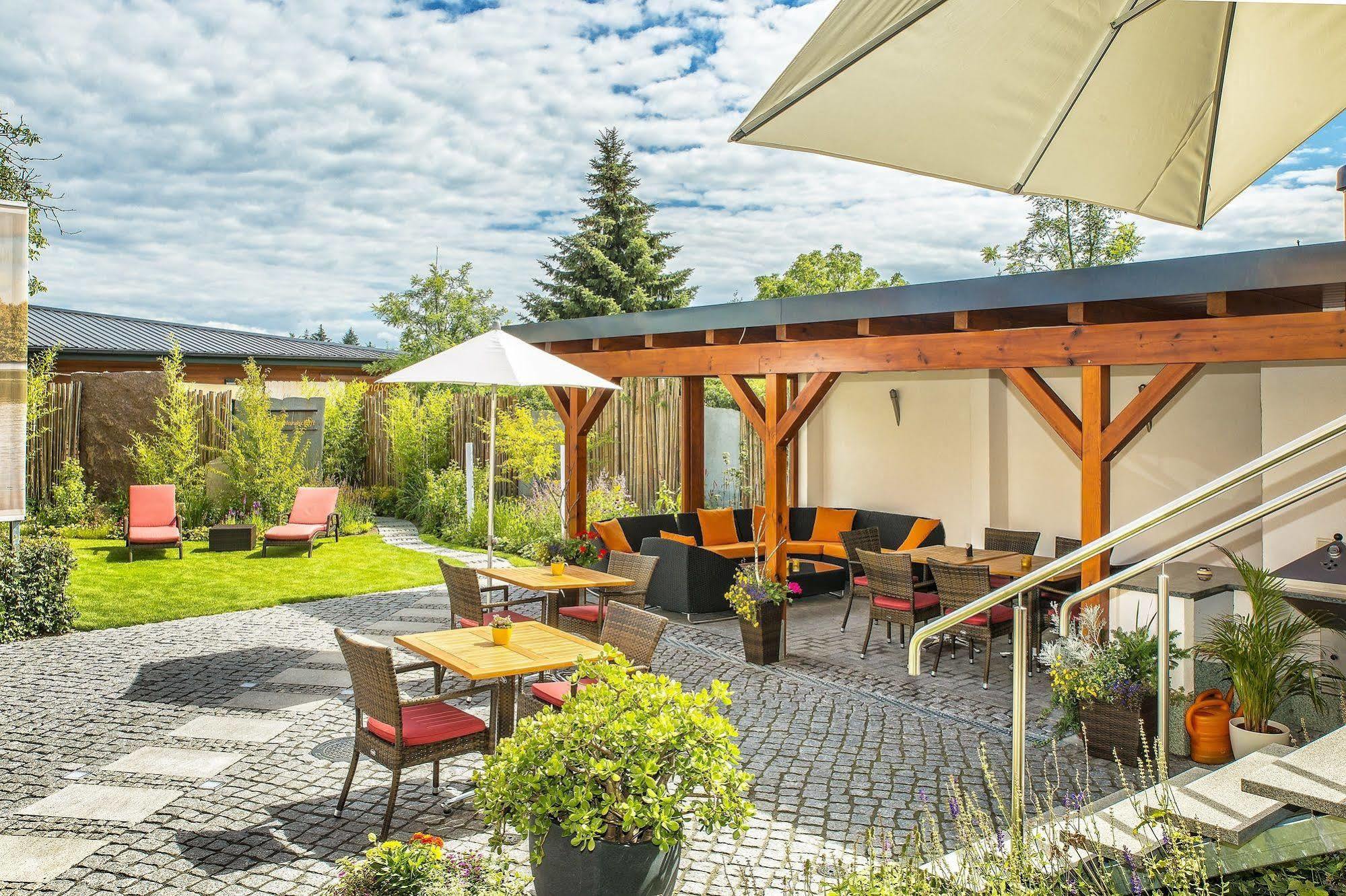 Sonn'Idyll Hotel & Saunalandschaft ラーテノー エクステリア 写真